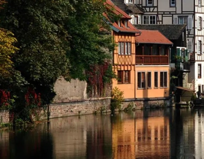 FRANCIA  Y LOS PINTORESCOS PUEBLITOS DE ALSACIA