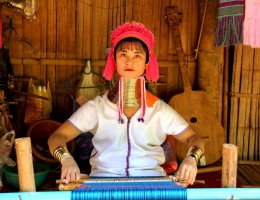 Norte de Vietnam, Cambodia y Tailandia con las mujeres Jirafa